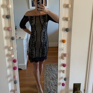 Black lace bodycon dress